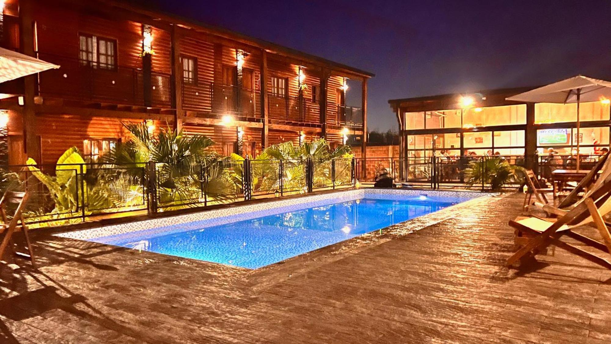 Alma Pura Hotel Puerto Iguazu Ngoại thất bức ảnh